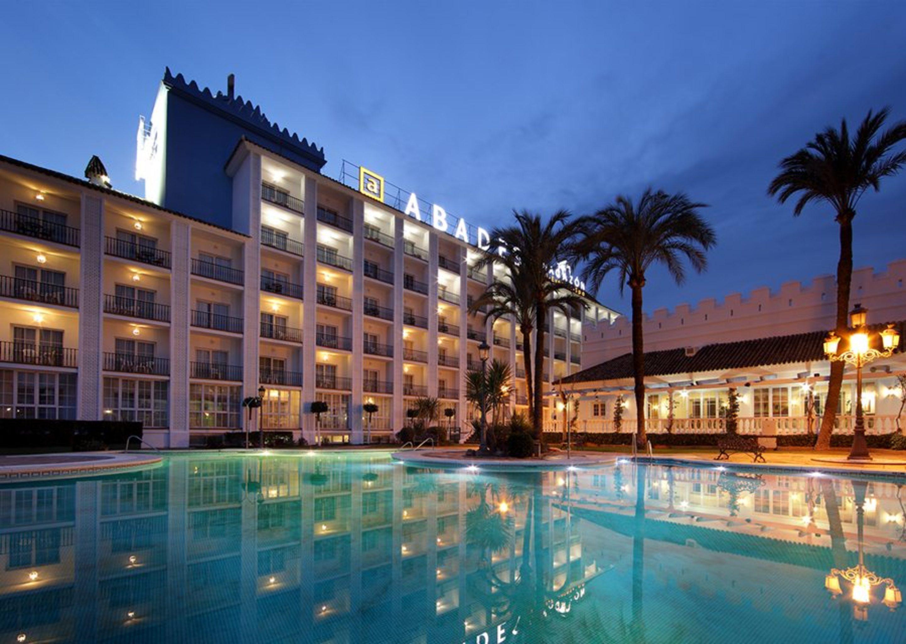 Hotel Abades Benacazón Ανέσεις φωτογραφία