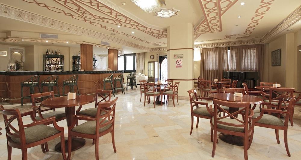 Hotel Abades Benacazón Εξωτερικό φωτογραφία