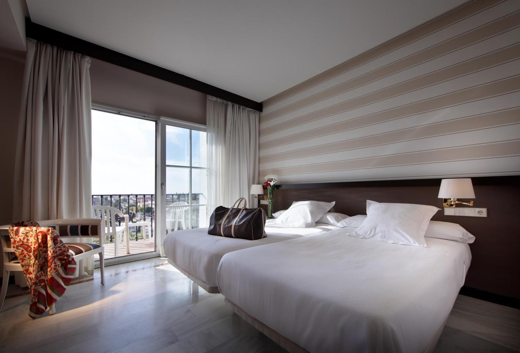 Hotel Abades Benacazón Εξωτερικό φωτογραφία
